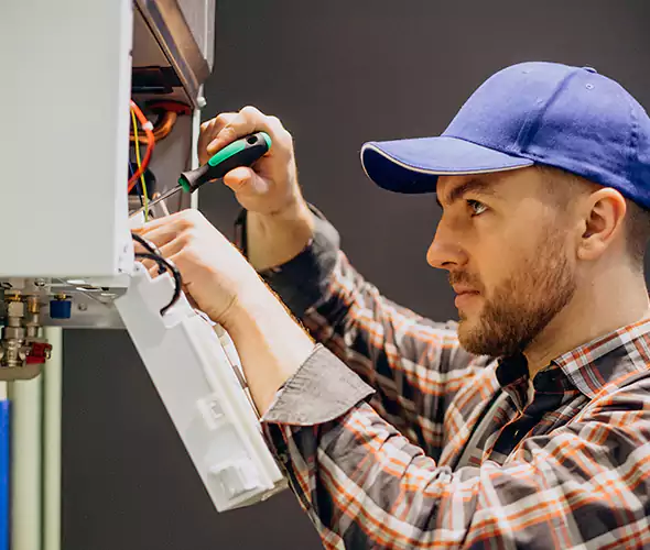 Expert Plumber for Tankless Water Heater Maintenance in Skokie, IL: Schedule Professional Maintenance Services with Us